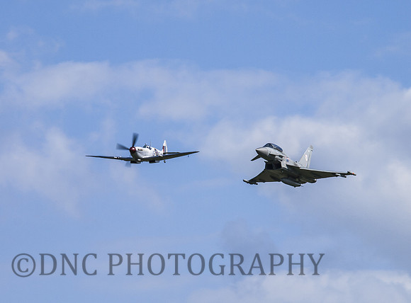 Spitfire & Typhoon Syncro Pair.