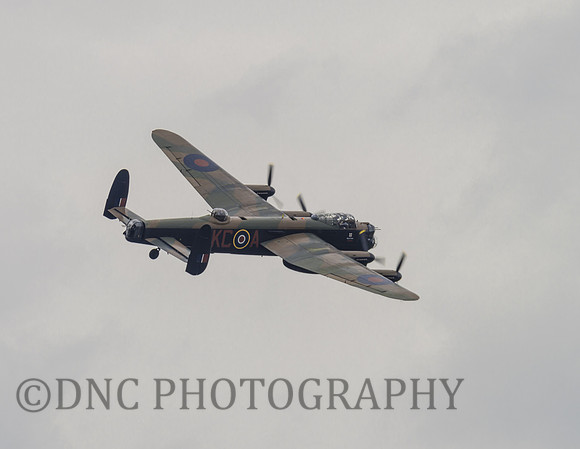 AVRO Lancaster circle befoe landing