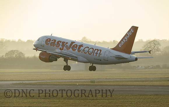 Easy Jet Pilot Training Airbus A319-111 G-EZAO 28th Dec 2016