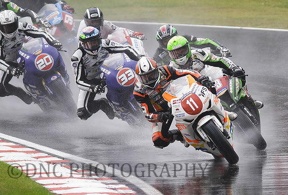 Adam Jenkinson Padgetts Honda CBR 1000RR leads into the 1st corner