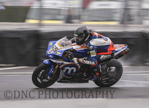 Loris Baz Motorpoint Yamaha YZF-R1