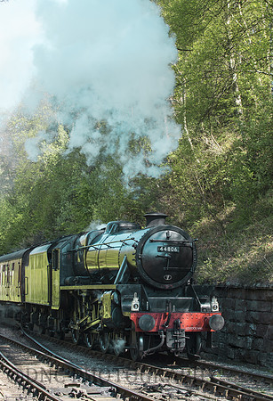 LMS Black 5 44806 arriving at Goathland Station 05.05.17