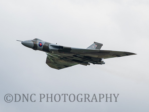 AVRO Vulcan B2 XH558 1