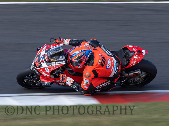 Tom Sykes MCE Ducati Panigale V4R.