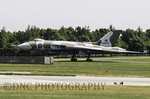 AVRO Vulcan B2 XM607 Black Buck 1