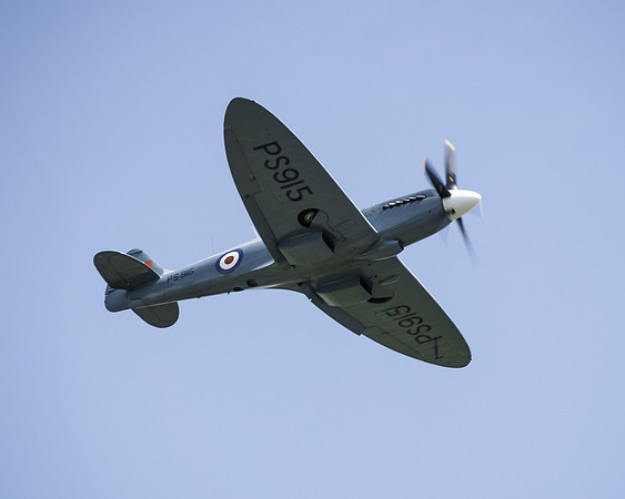 BBMF Spitfire Mk PRXIX PS915