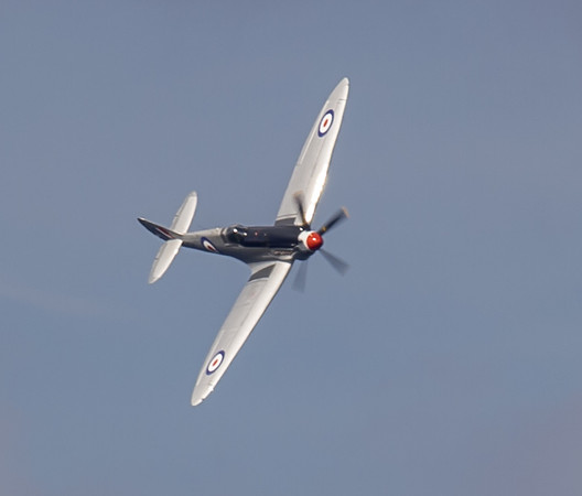 BBMF Supermarine Spitfire Mk (PR XIX) PS915