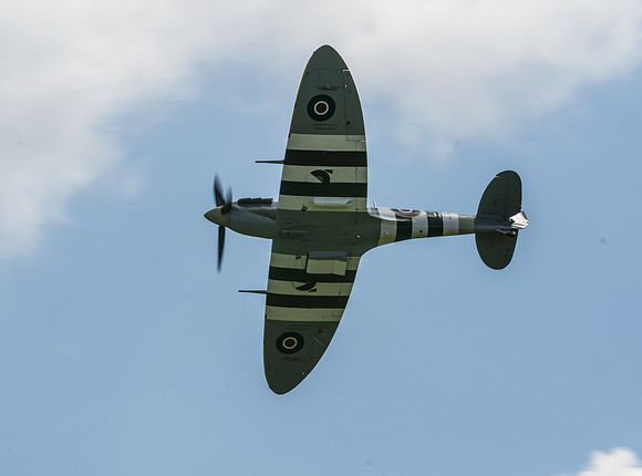 BBMF Supermarine Spitfire (Mk Vb) AB910