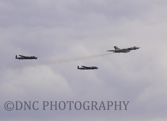 Flypast RAF Waddington Vulcan XH558, Lancaster PA474 & Lancaster FM213