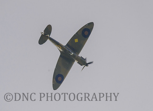 Spitfire MKIIA P7350