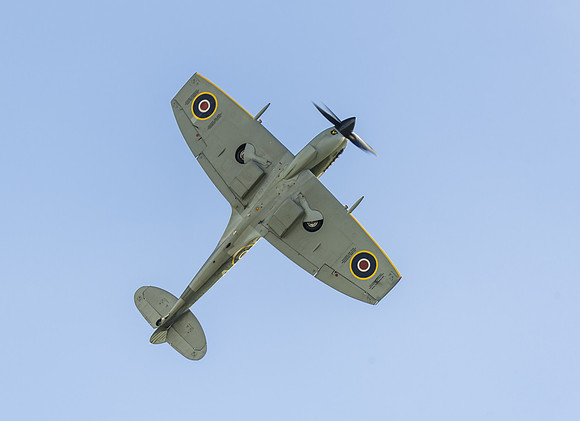 Supermarine Spitfire (Mk LF XVIE) TE311 ..