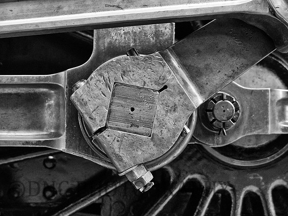 60009 Crank Axle.