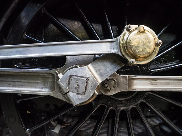 A4 60008 crank axle