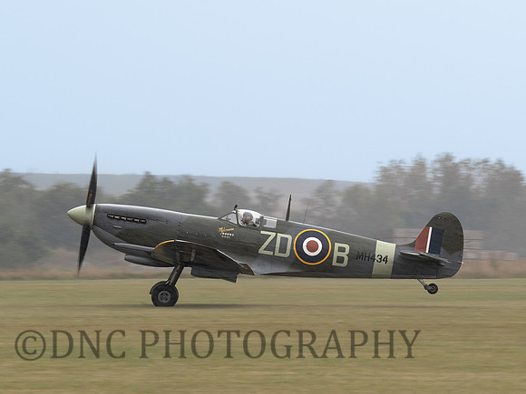 Supermarine Spitfire MK.IXB MH434 .1