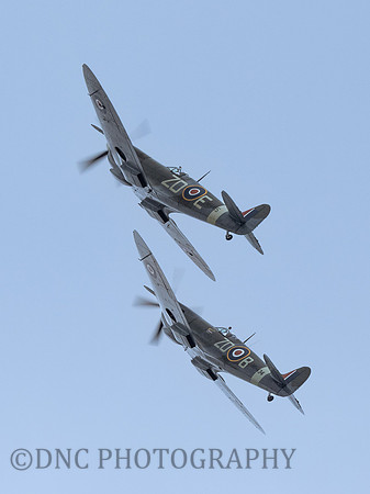 Supermarine Spitfire MK.IXB MH434 ZD-B & LF MK.IXB MH415 ZD-E .2