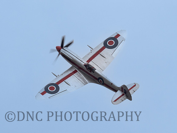 Supermarine Spitfire MK.XIV RN201 .1