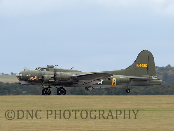 Boeing B-17G 124485 'Sally B' .1