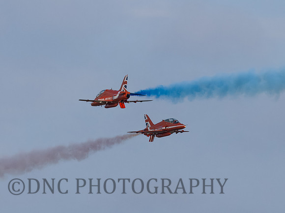 Red Arrows Synchro Pair .1