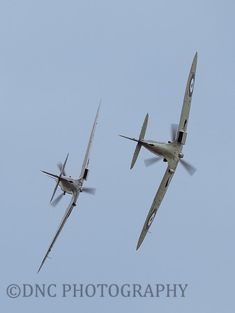 Suipermarine Spitfire MK.1A N3200 QV & MK.1A X6450 KL-A .1