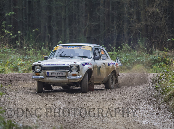 Philip Thompson & Fred Roberts Ford Escort MK1 RS2000