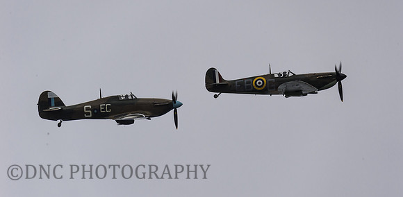 BBMF Spitfire MkIIa P7350 & Hurricane MkIIc PZ865,