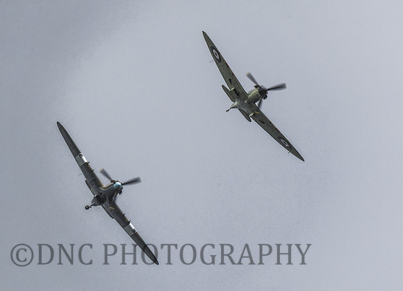BBMF Spitfire MkIIa P7350 & Hurricane MkIIc PZ865