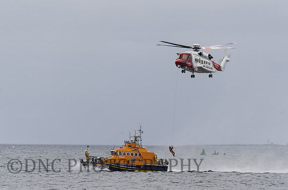 HM Coastguard Sikorsky S-92A G-MCGL & RNLB Jim Moffat 14-38 perform role demo