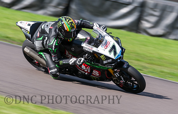 Michael Laverty McAMS Yamaha Y-ZF R1