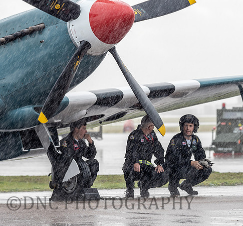 Spitfire rain shelter