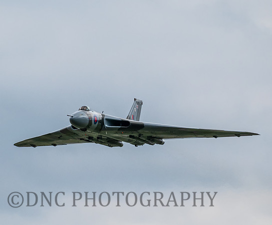 Avro Vulcan B2 XH558.....
