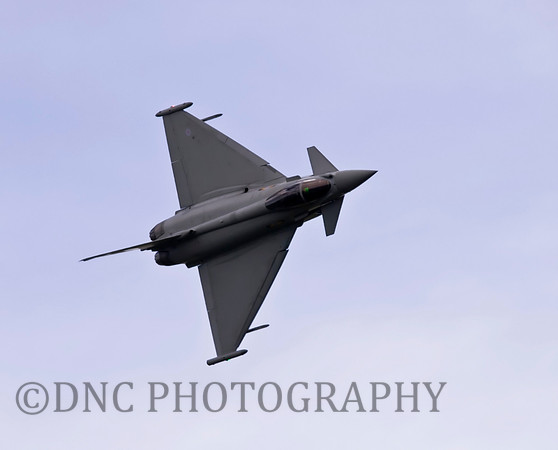 Typhoon T3 ZJ812