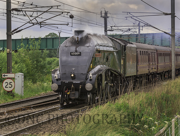A4 60009 Union of South Africa 'The Cathedrals Express ' Joan Croft Junc 14-06-14