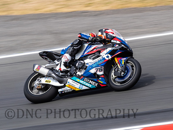 Loris Baz Bonovo Action BMW M1000RR.