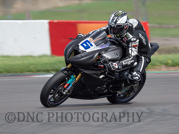 BSS Michael Dunlop - MD Racing Triumph 765