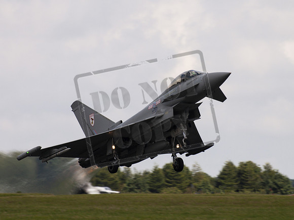 Eurofighter Typhoon F2 BZ ZJ911 29 (R) SQN