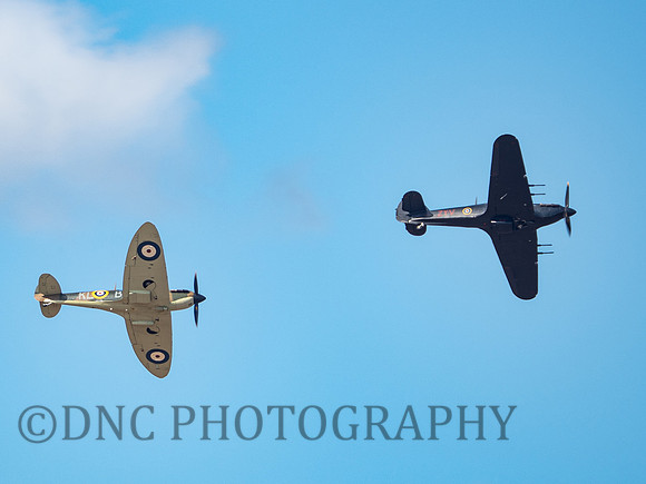 BBMF Hawker Hurricane MKIIc PZ865 & Supermarine Spitfire MKIIa P7350