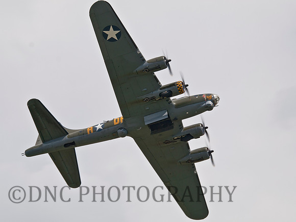 Boeing B-17 Flying Fortress 'Sally-B'
