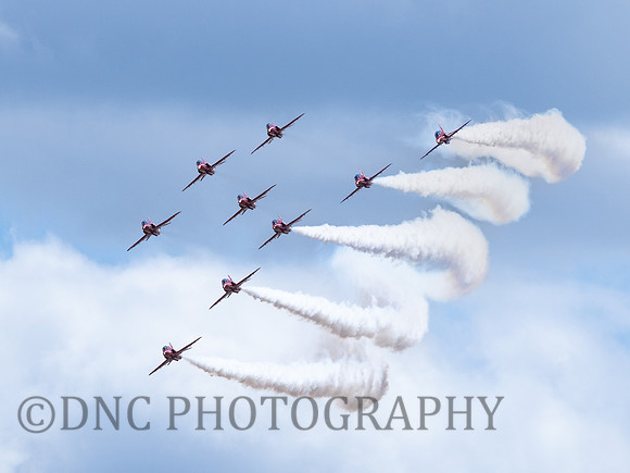 Red Arrows (Typhoon)