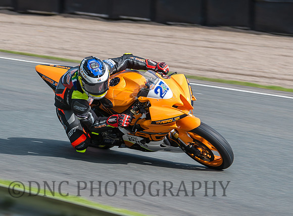 Bjorn Estment Everquip Racing Yamaha Y-ZF R6