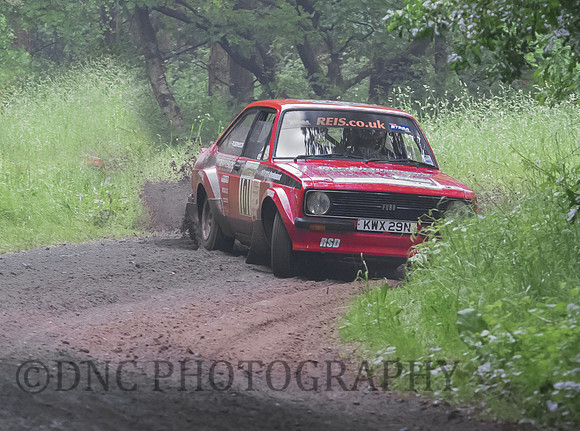 Matthew Robinson & Sam Collis Ford Escort MK2