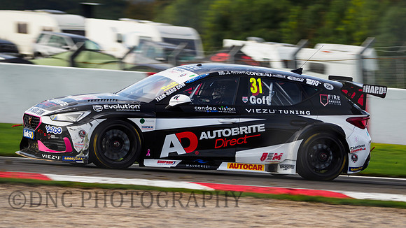 Jack Goff Team Hard with Autobrite Direct Cupra Leonn