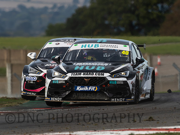 Arón Taylor-Smith Team Hard HUB Financial Solutions Cupra Leon.