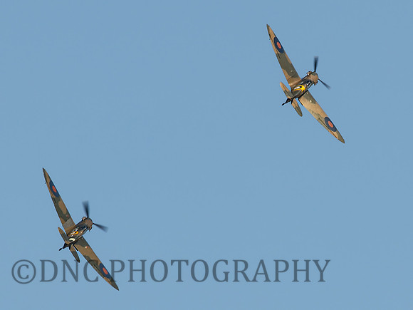 Supermarine Spitfire Mk IIa P7308 & Spitfire Mk 1a N3200 .1