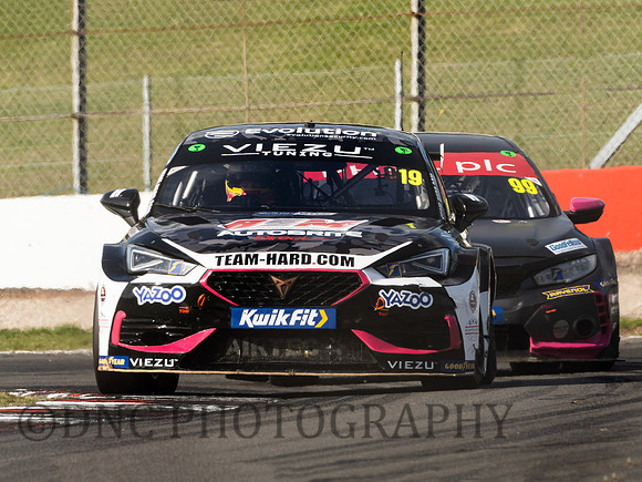 Jack Mitchell Team Hard with Autobrite Direct Cupra Leon