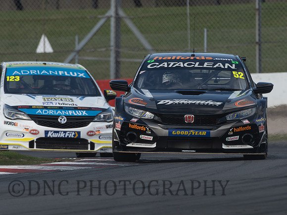 Gordon Sheddon Halfords Racing with Cataclean Honda Civic Type R leads Dan Lloyd Vauxhall Astra.