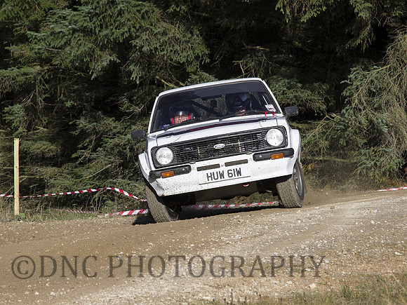 31 Gareth Thomas & Jack Cranage Ford Escort MK2