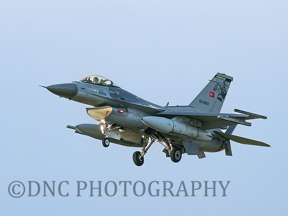 Turkish Air Force General Dynamics F16-C 93-0007 .4
